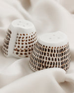 Load image into Gallery viewer, Shell Salt &amp; Pepper Shaker
