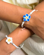 Load image into Gallery viewer, Frangipani Small Bracelet
