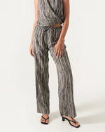 Load image into Gallery viewer, Avery Pants
