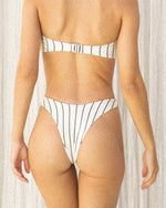 Load image into Gallery viewer, Alium V Front Bikini Bottom