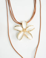 Load image into Gallery viewer, Francesca Flower Pendant Necklace