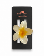 Load image into Gallery viewer, Frangipani Hairclaw