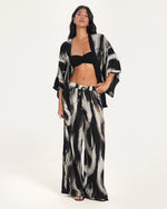 Load image into Gallery viewer, Hidden Shadow Kimono