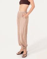 Load image into Gallery viewer, Mauri Satin Pants
